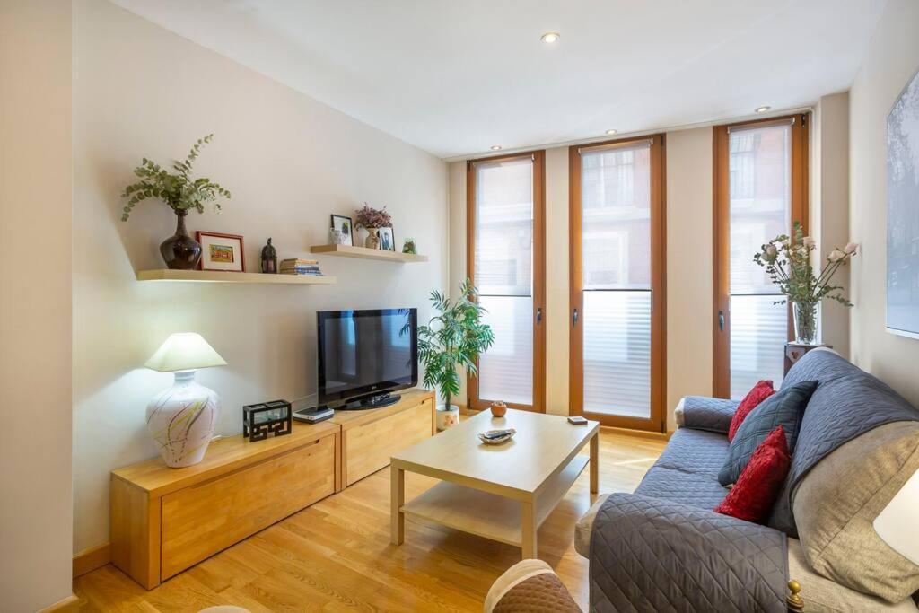 Marieta Apartment By The Castle With Ac アリカンテ エクステリア 写真